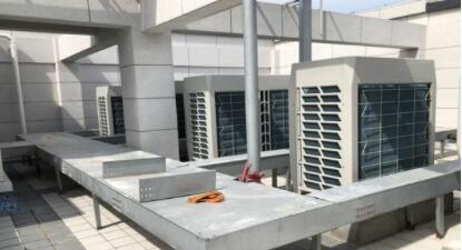 辦公室車間場所風(fēng)機盤管安裝