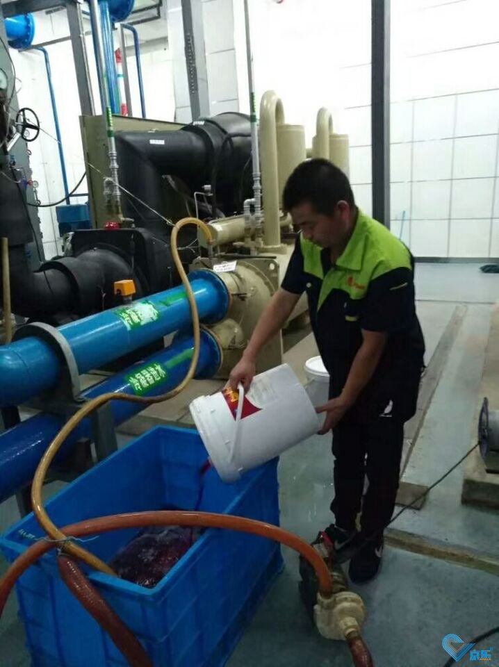 北京螺桿機(jī)上門清洗