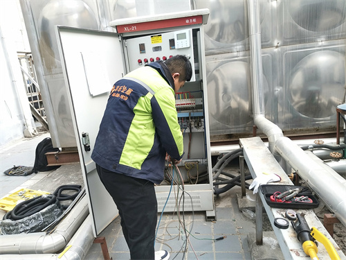 北京螺桿式風冷冷水熱泵機維保維修