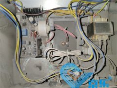 中央空調(diào)螺桿機(jī)組保養(yǎng)步驟 確?？照{(diào)穩(wěn)定運(yùn)行的必備知識(shí)